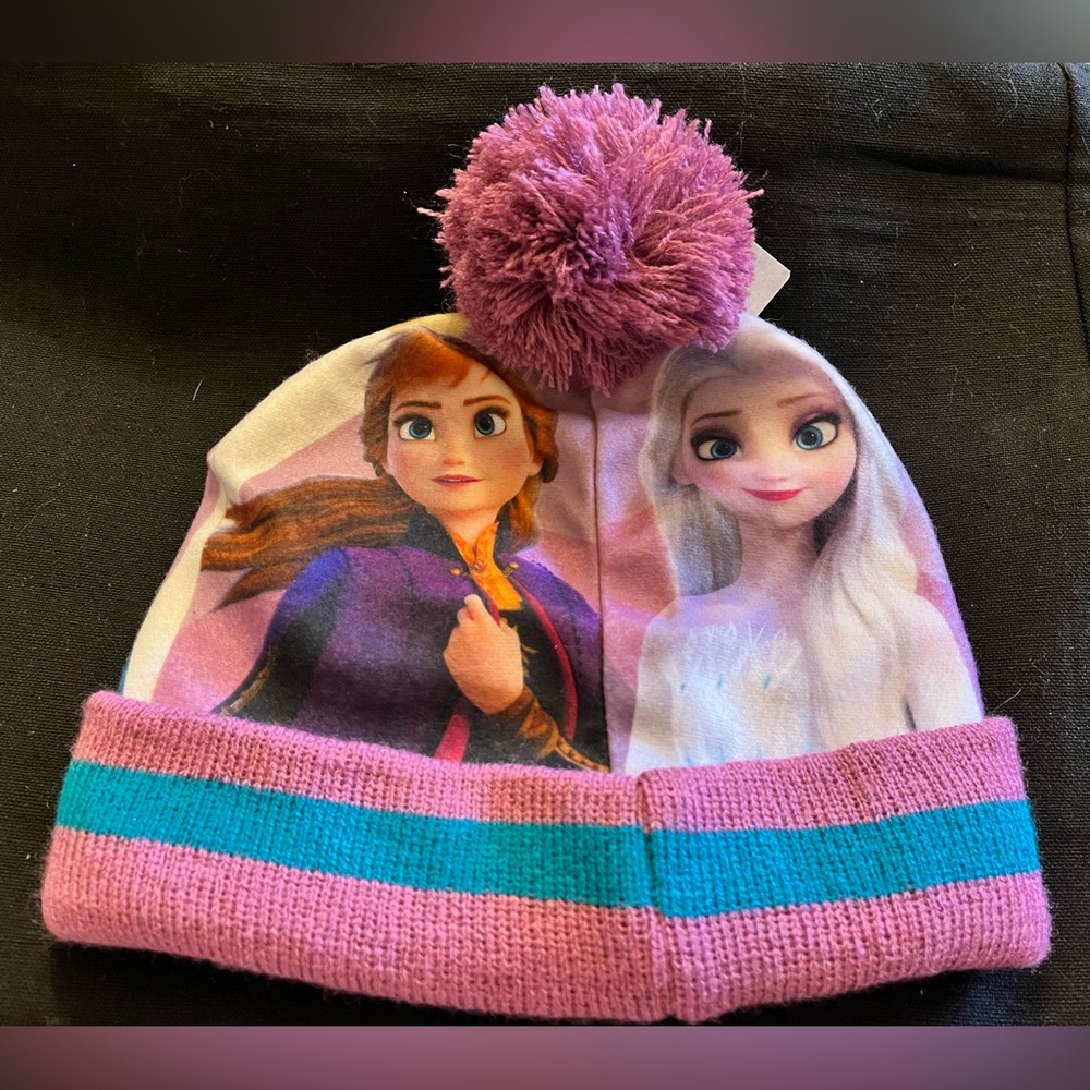 👍 Free with purchase NWT DISNEY’s “Frozen” Anna and Elsa toque children’s 2-6X